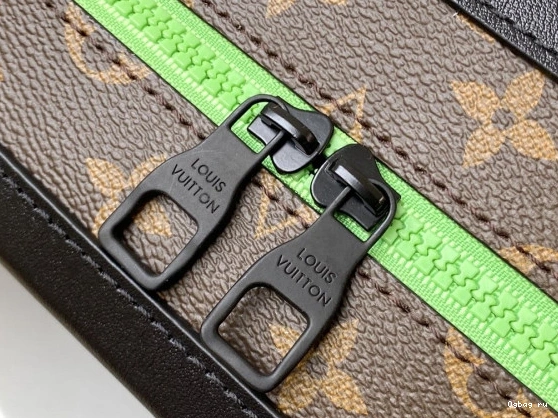 TRUNK VUITTON LOUIS SOFT 0727